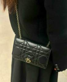 Picture of Dior Handbags _SKUfw239331260fw